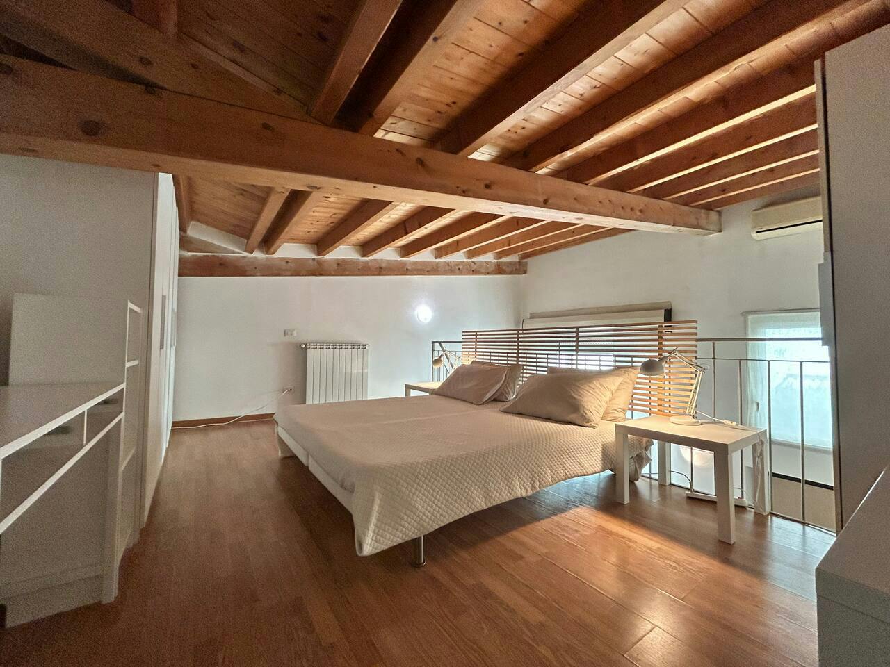1-Bedroom House in Piazza Pompeo Castelli, Milan (1741396) room image 1