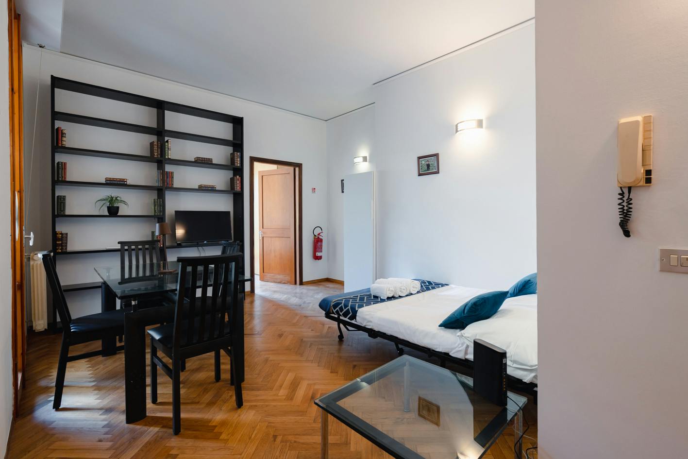 1-Bedroom Apartment in Via Riccardo Zandonai, Florence (1741418) room image 10