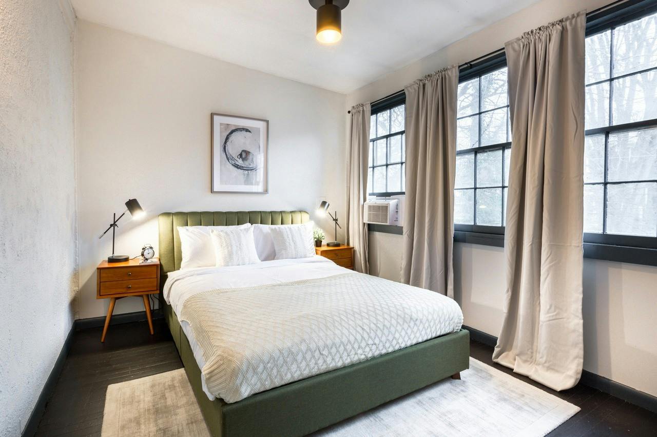 Квартира за оренду для $1,675 на місяць у Washington, D.C., Warren Street Northwest
