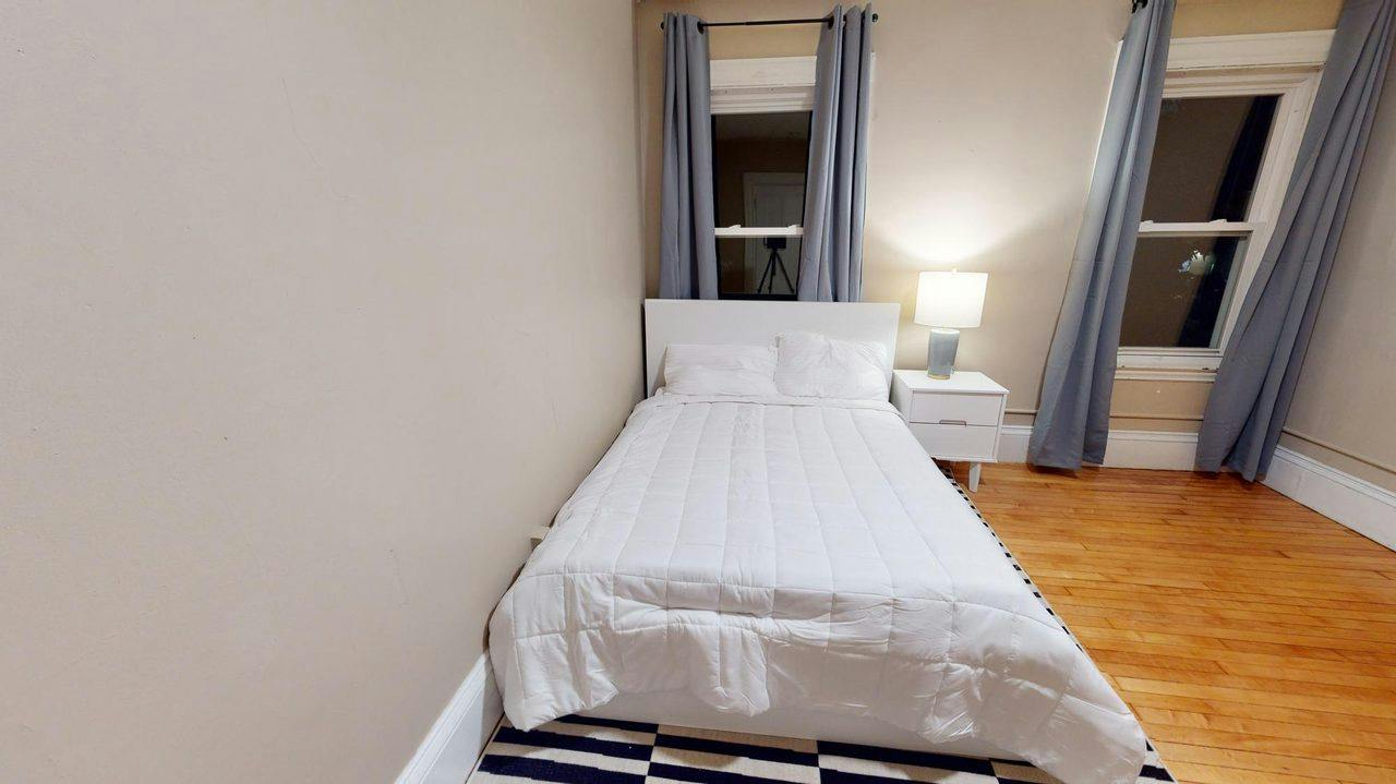 Apartamento para alugar por $1,829 por mês em Boston, Sparhawk Street
