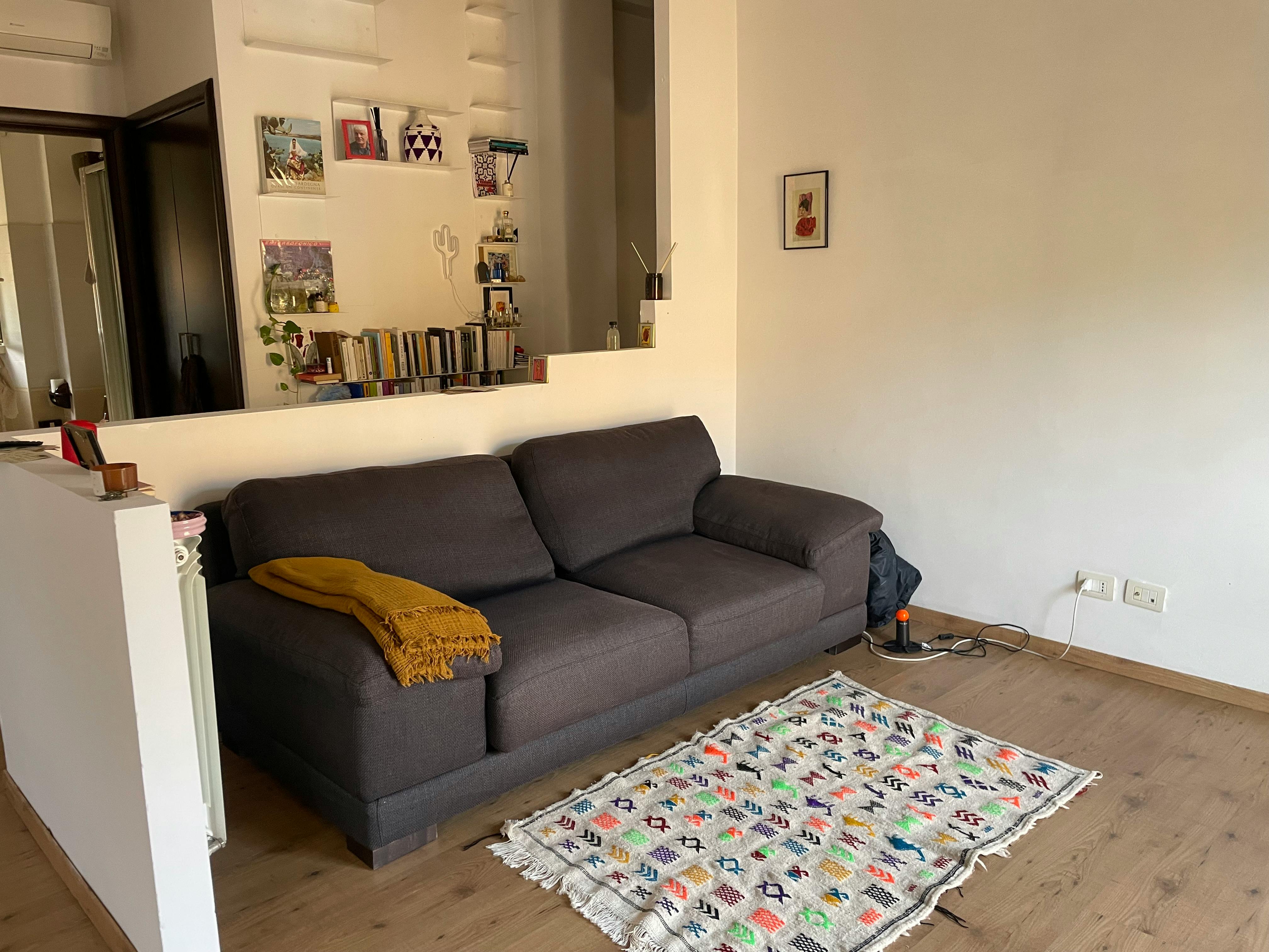 Appartement à louer pour 1 350 €/mois à Rome, Via Cherso
