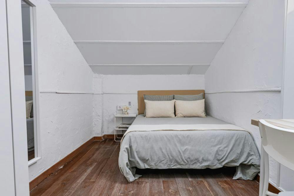 Calle de Navas del Rey, Madrid preview