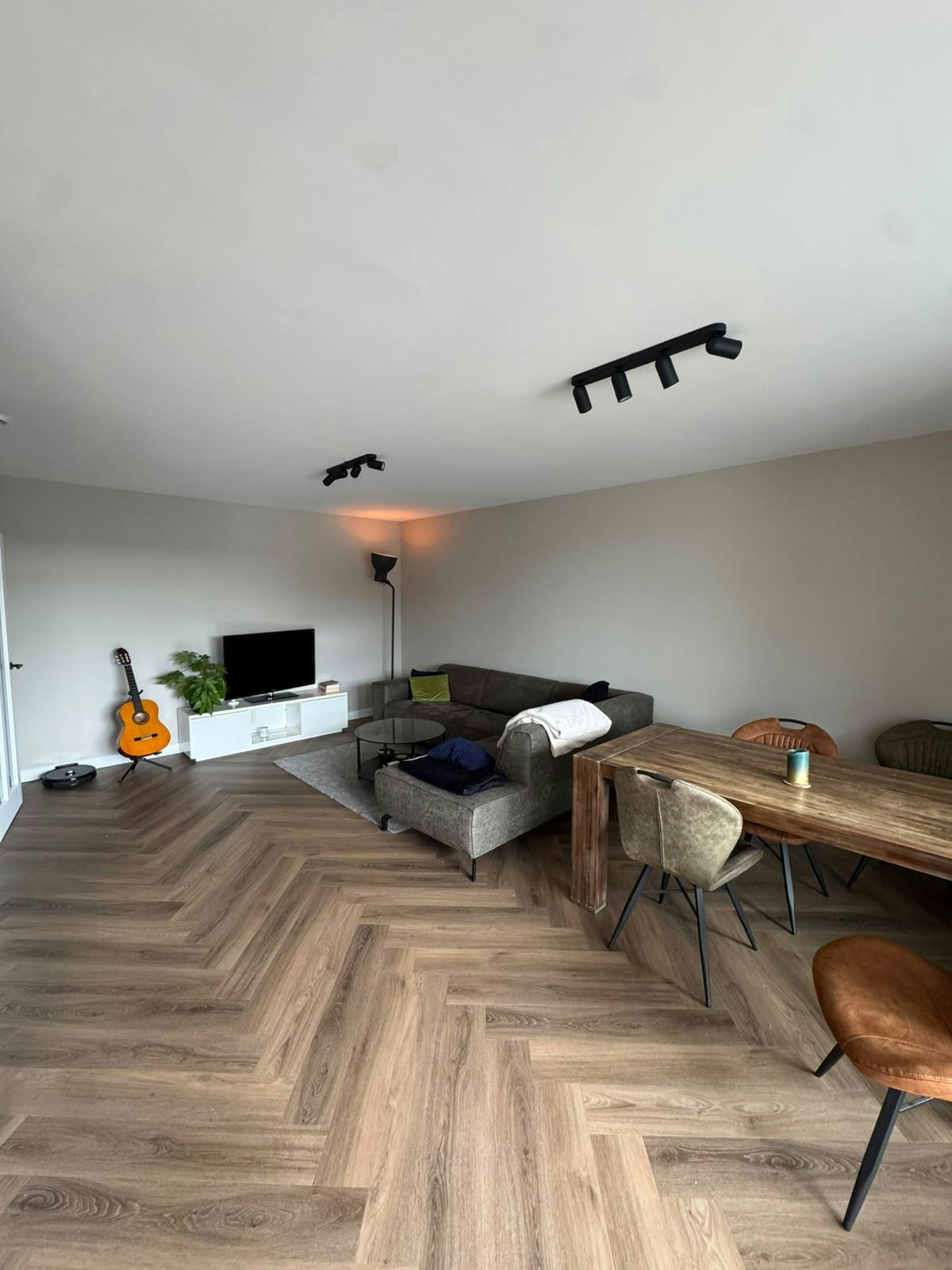 Appartement te huur voor € 2.000 per maand in Hilversum, Bussumerstraat