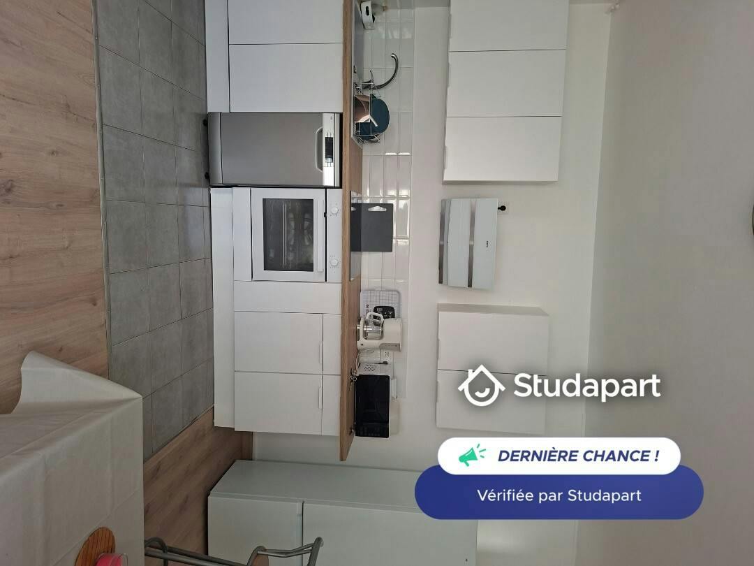 Mieszkanie do wynajęcia za 670 € miesięcznie w mieście Nancy, Rue Dupont des Loges