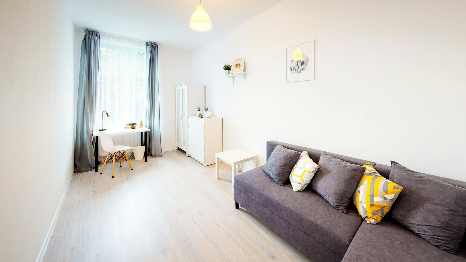 Private room for rent for PLN 1,040 per month in Gliwice, Kozielska