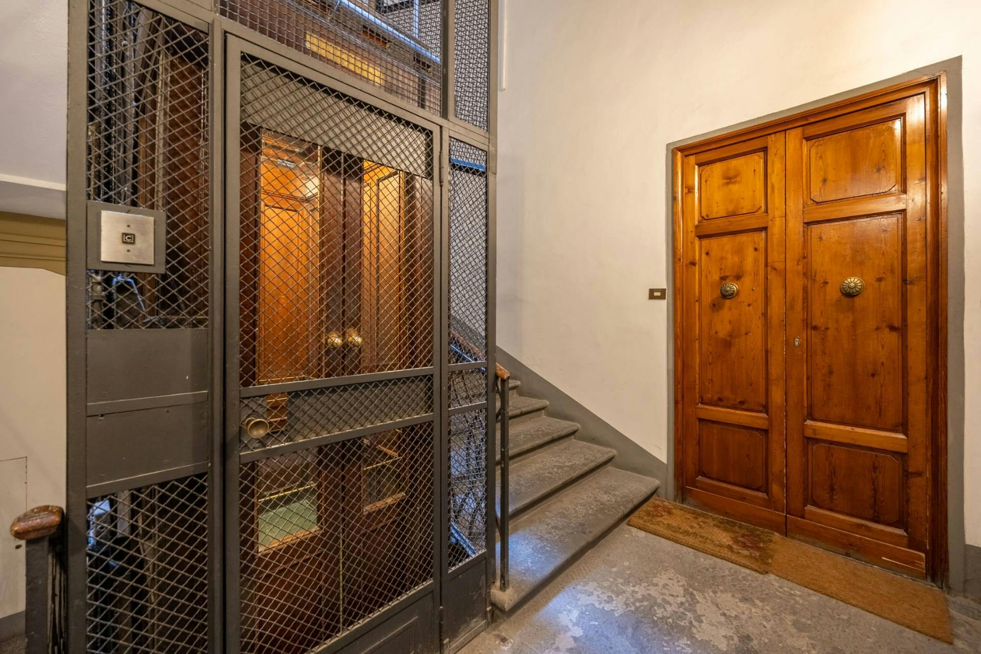 3-Bedroom Apartment in Borgo Ognissanti, Florence (1741914) ROOM 4