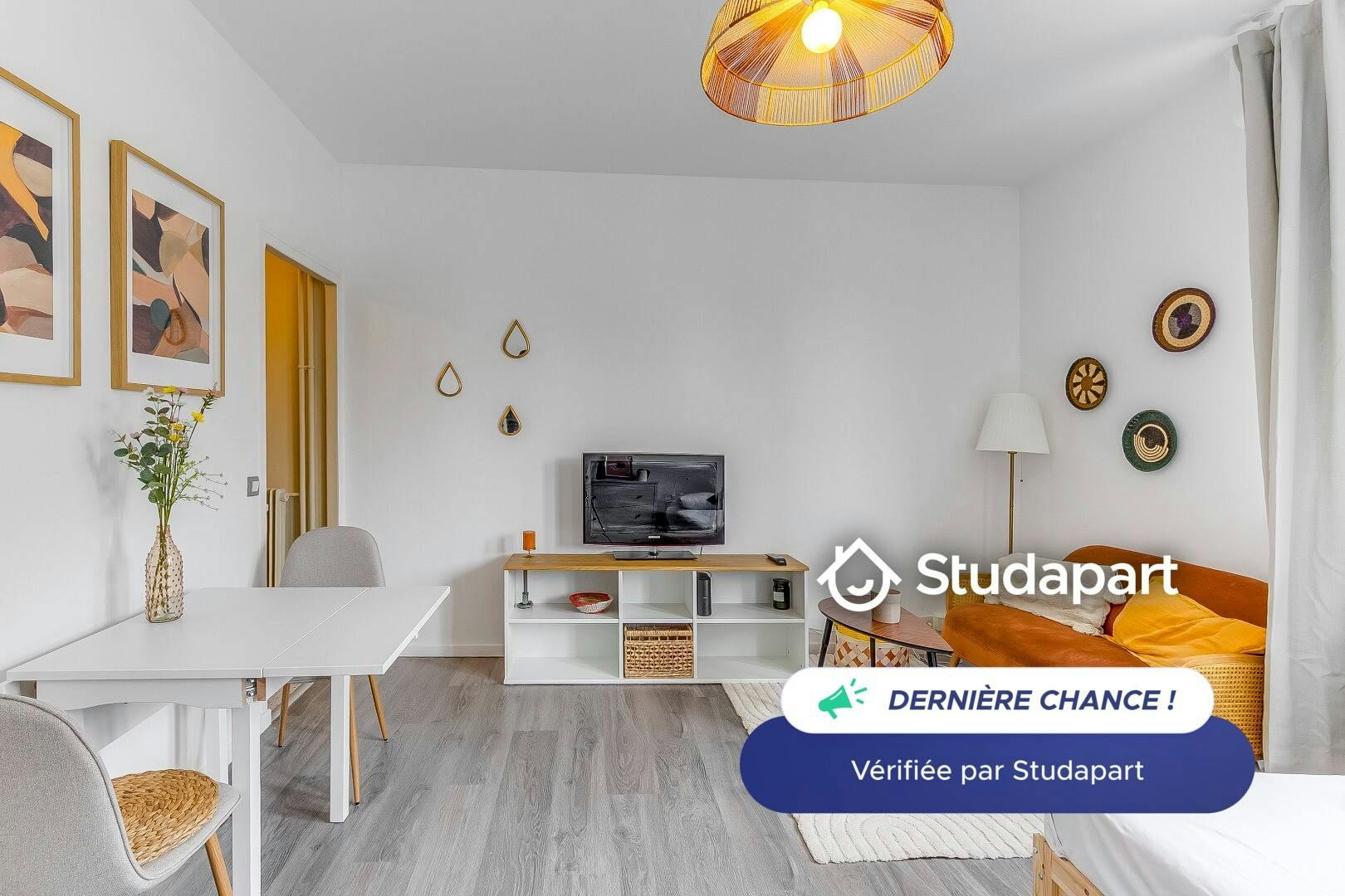 Appartement te huur voor € 1.000 per maand in Marcq-en-Barœul, Avenue Guynemer