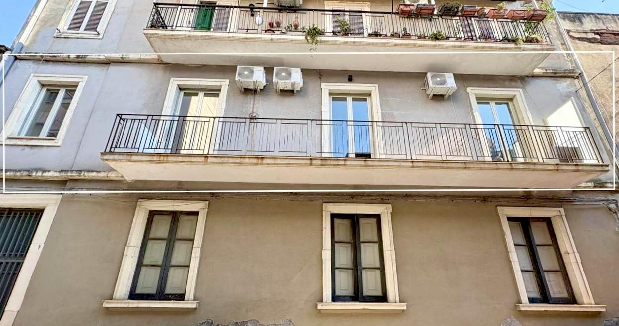 Private room in Via Coniglione, Catania (1742016) room image 8