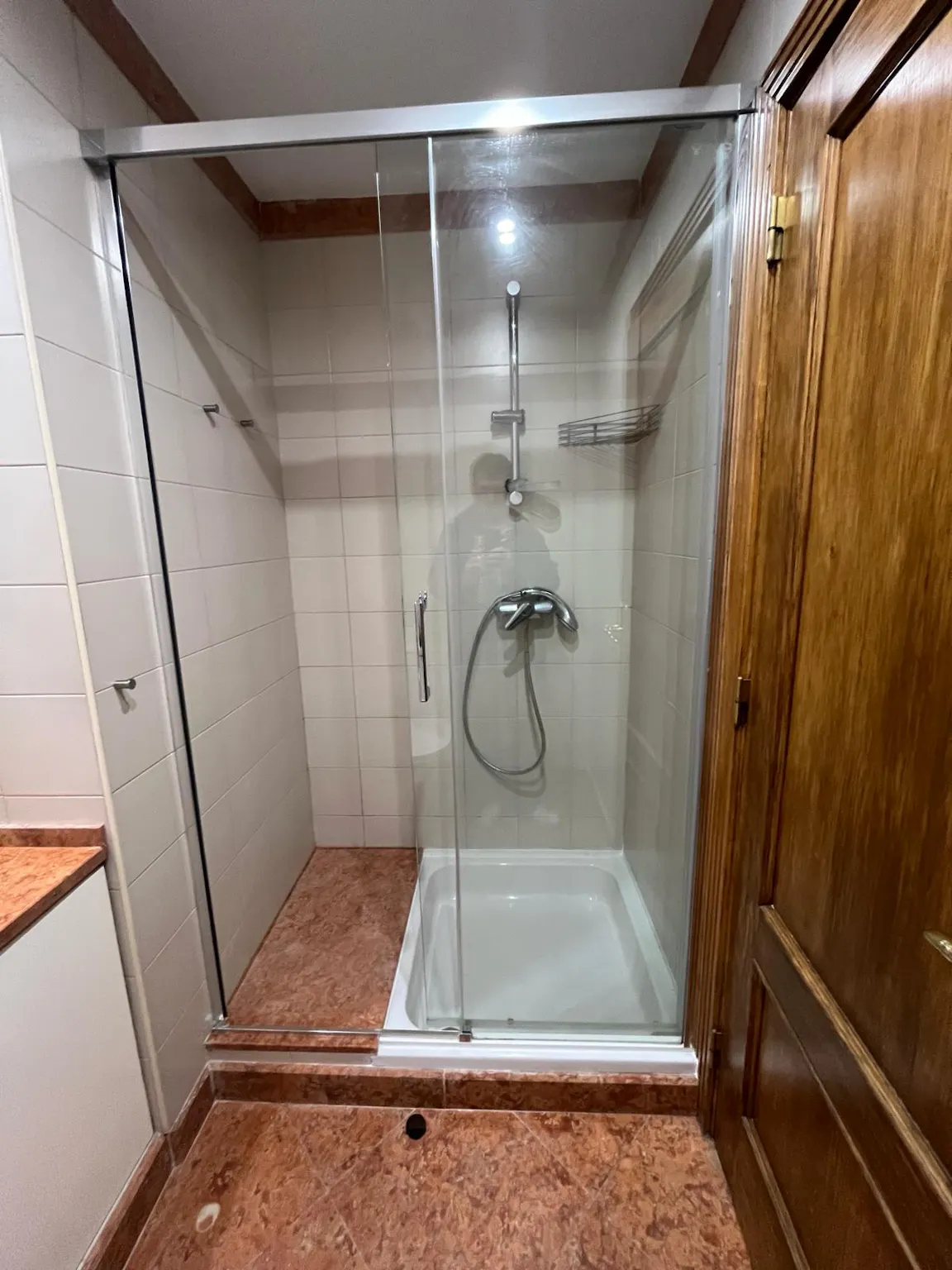 2-Bedroom Apartment in Avenida Columbano Bordalo Pinheiro, Lisbon (1742059) ROOM 4