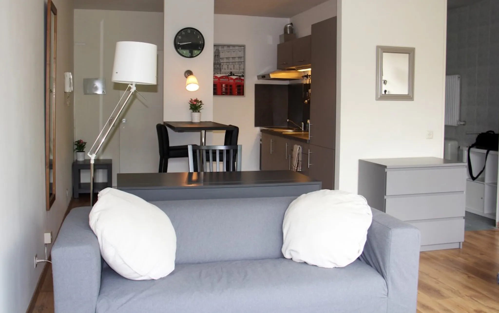 Avenue Louise, Brussels preview