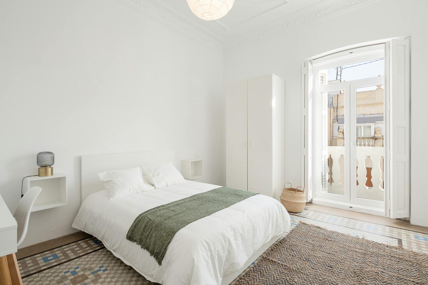 Private room in Carrer del Comte d'Altea, Valencia (1742113) room image 1