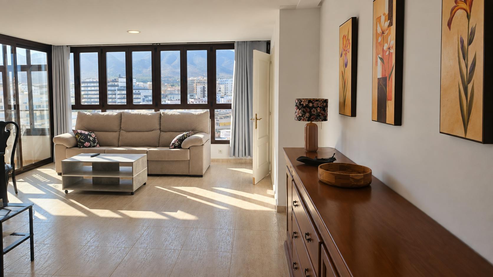 Квартира за оренду для 1 660 EUR на місяць у Torremolinos, Calle Danza Invisible