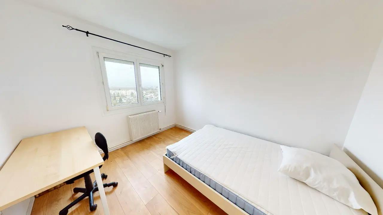 Private room in Allée de la Martinique, Nantes (1742120) room image 1