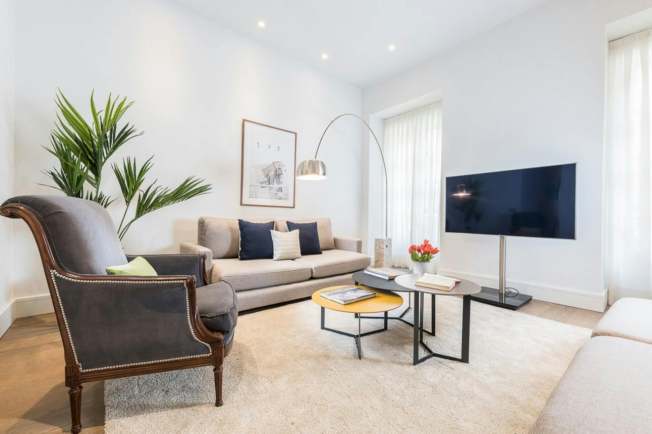 4-Bedroom Apartment in Calle de Fuencarral, Madrid (1742128) room image 1