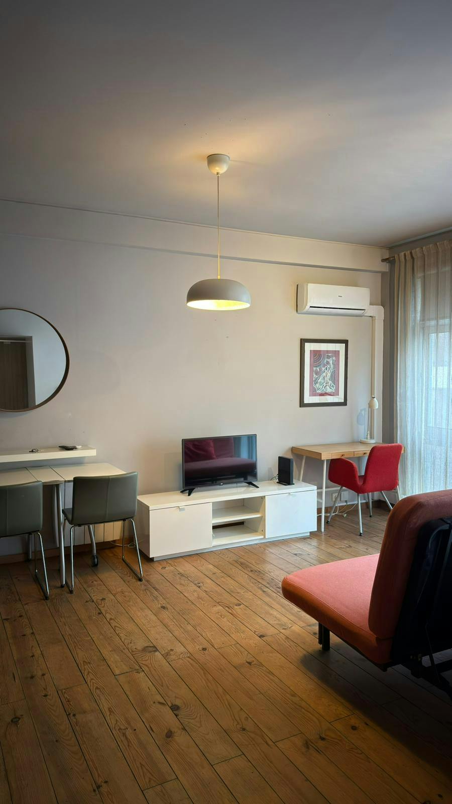 Studio for rent for €900 per month in Porto, Rua do Bolhão