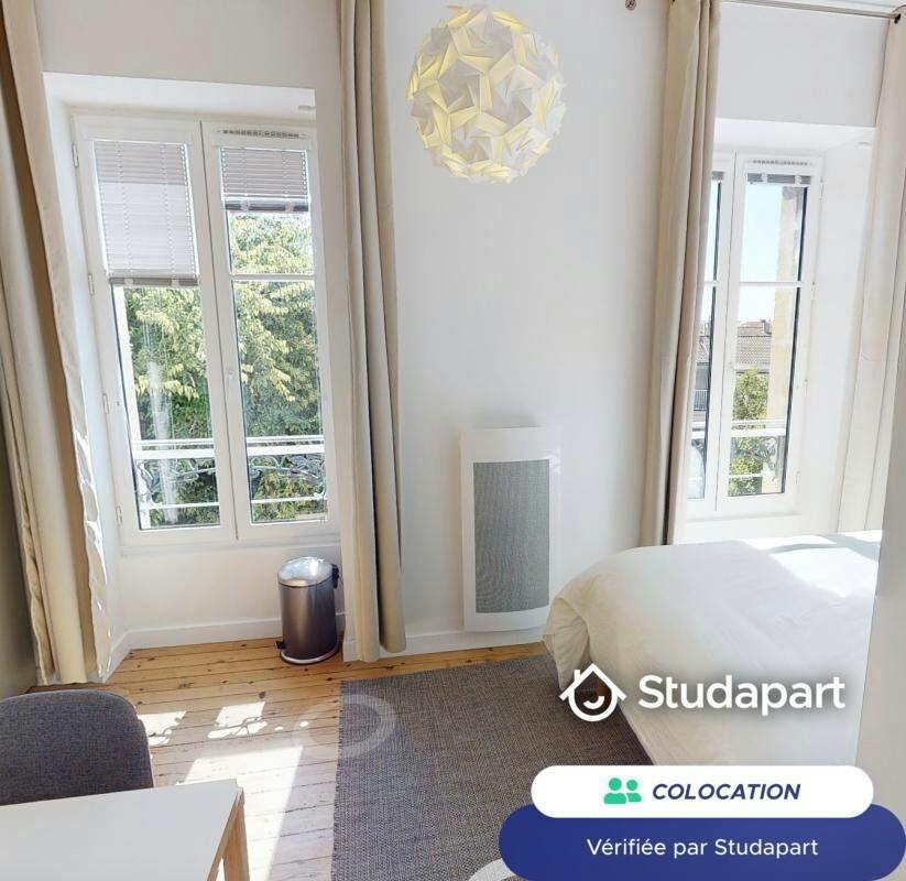 Private room for rent on Boulevard George V, Bordeaux - Vue 3