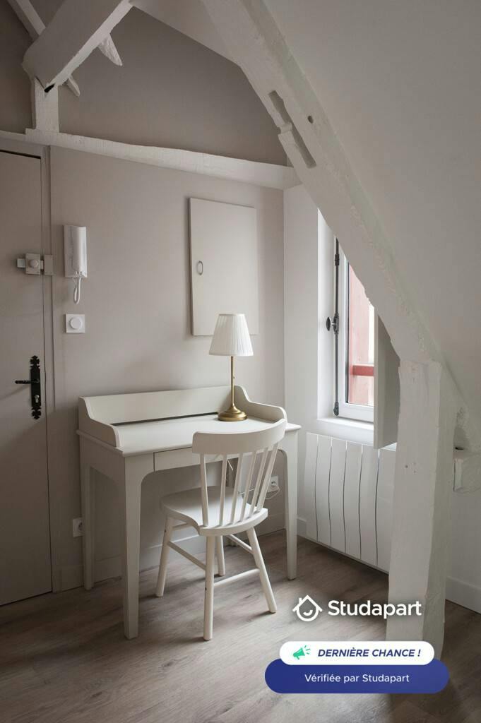 Apartamento en alquiler por 850 € al mes en Rennes, Rue Rallier du Baty