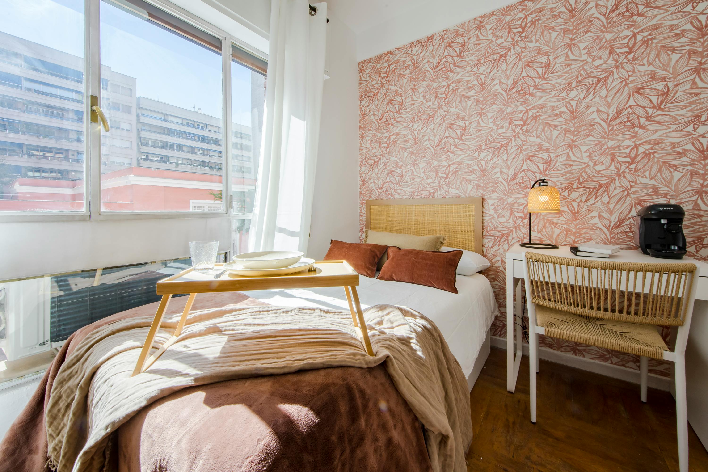 Private room for rent for €670 per month in Madrid, Calle de Loeches