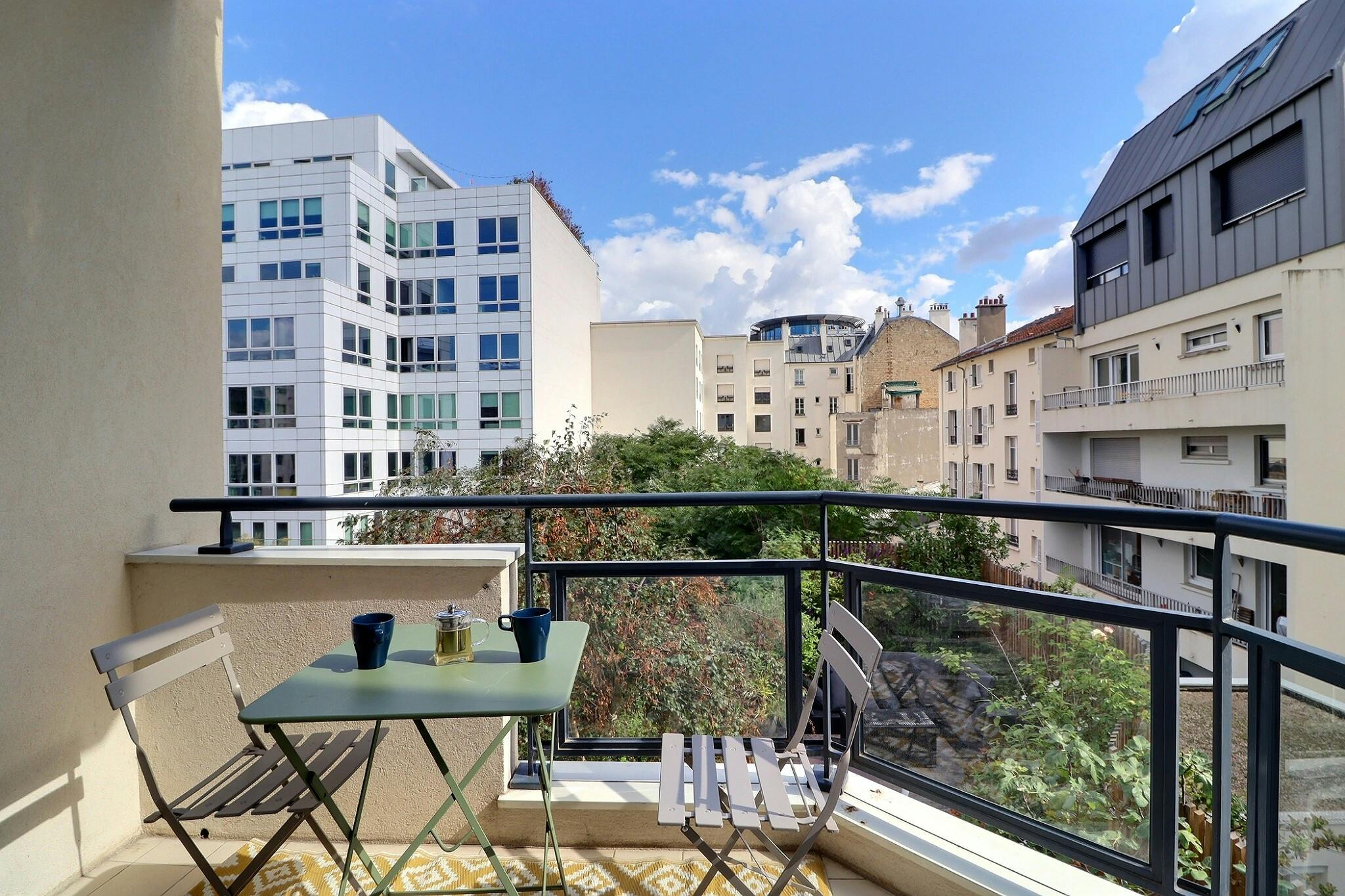 1-Bedroom Apartment in Rue Marius Aufan, Levallois-Perret (1742227) room image 2