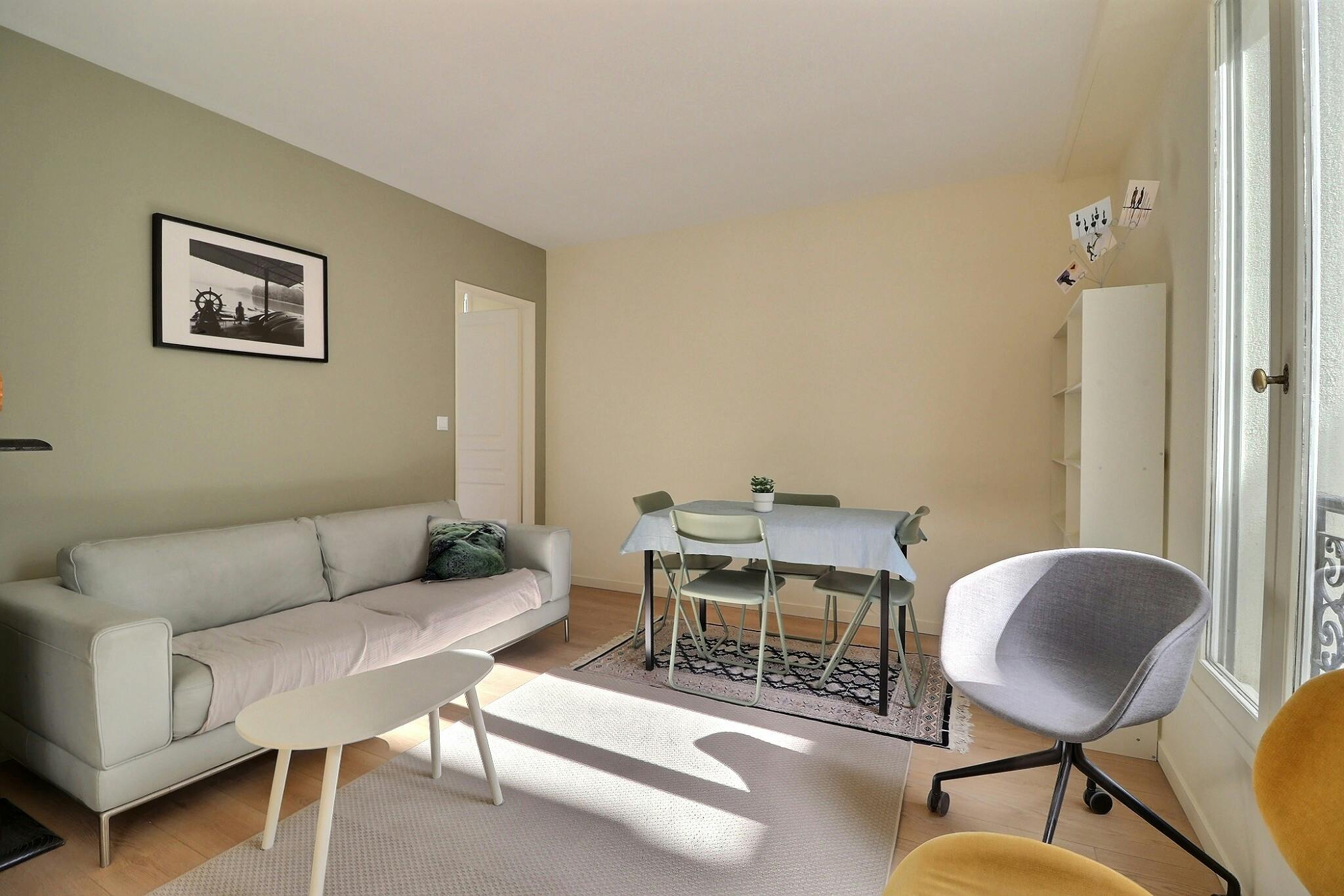 1-Bedroom Apartment in Rue Marius Aufan, Levallois-Perret (1742227) room image 1