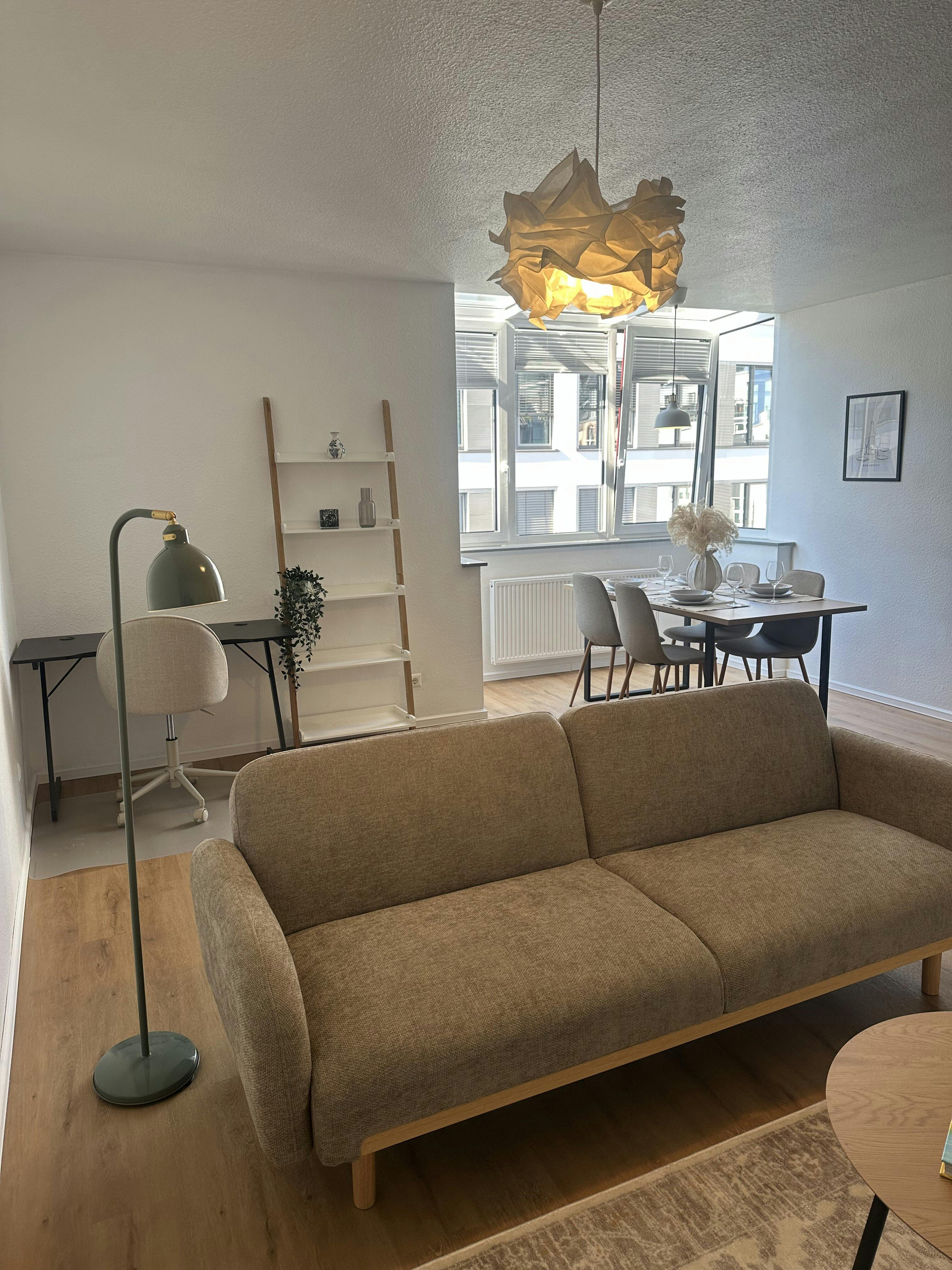 Apartamento para alugar por € 1.745 por mês em Frankfurt am Main, Rudolfstraße