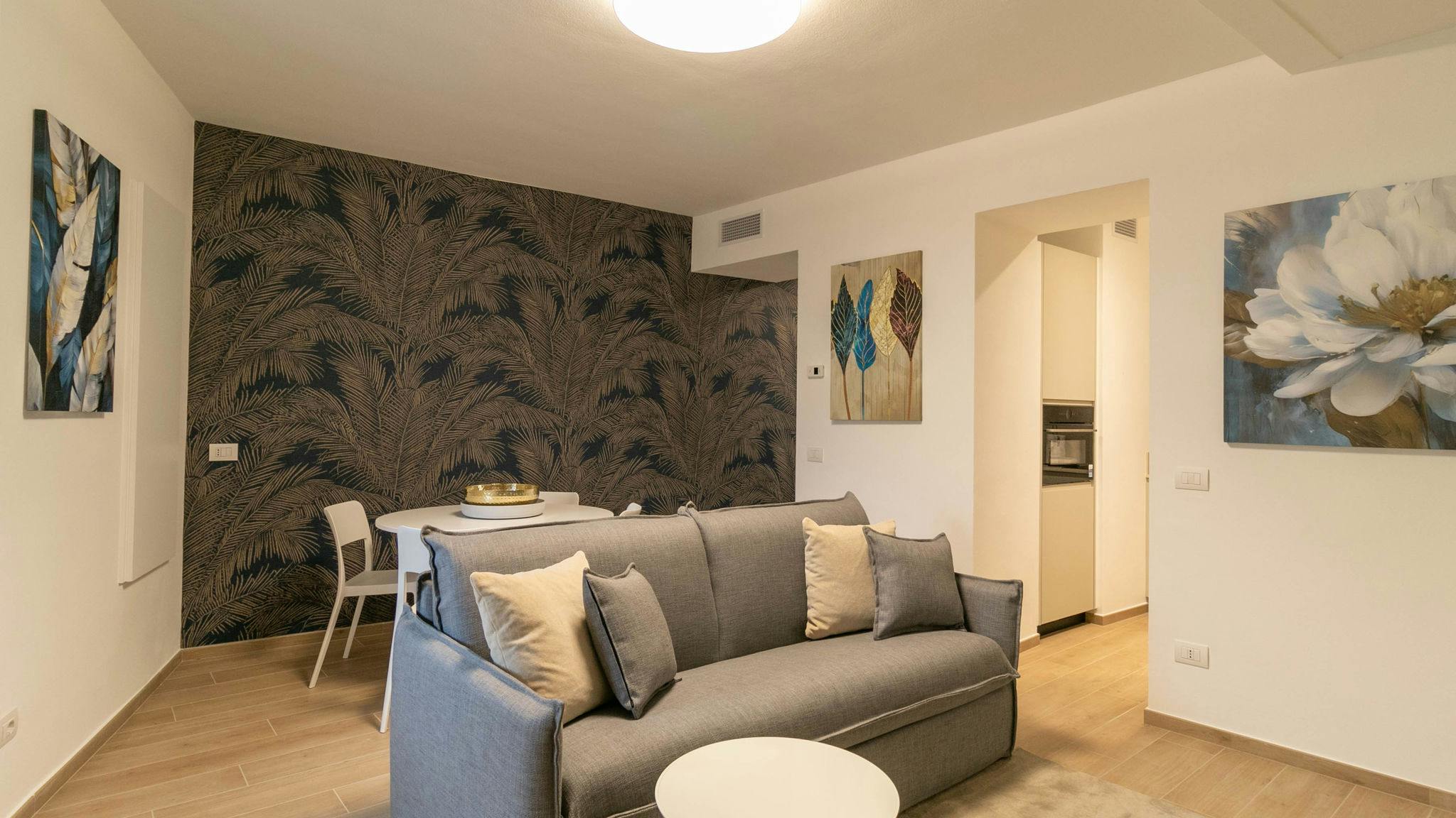 Studio for rent for €1 per month in Lecco, Via Malpensata