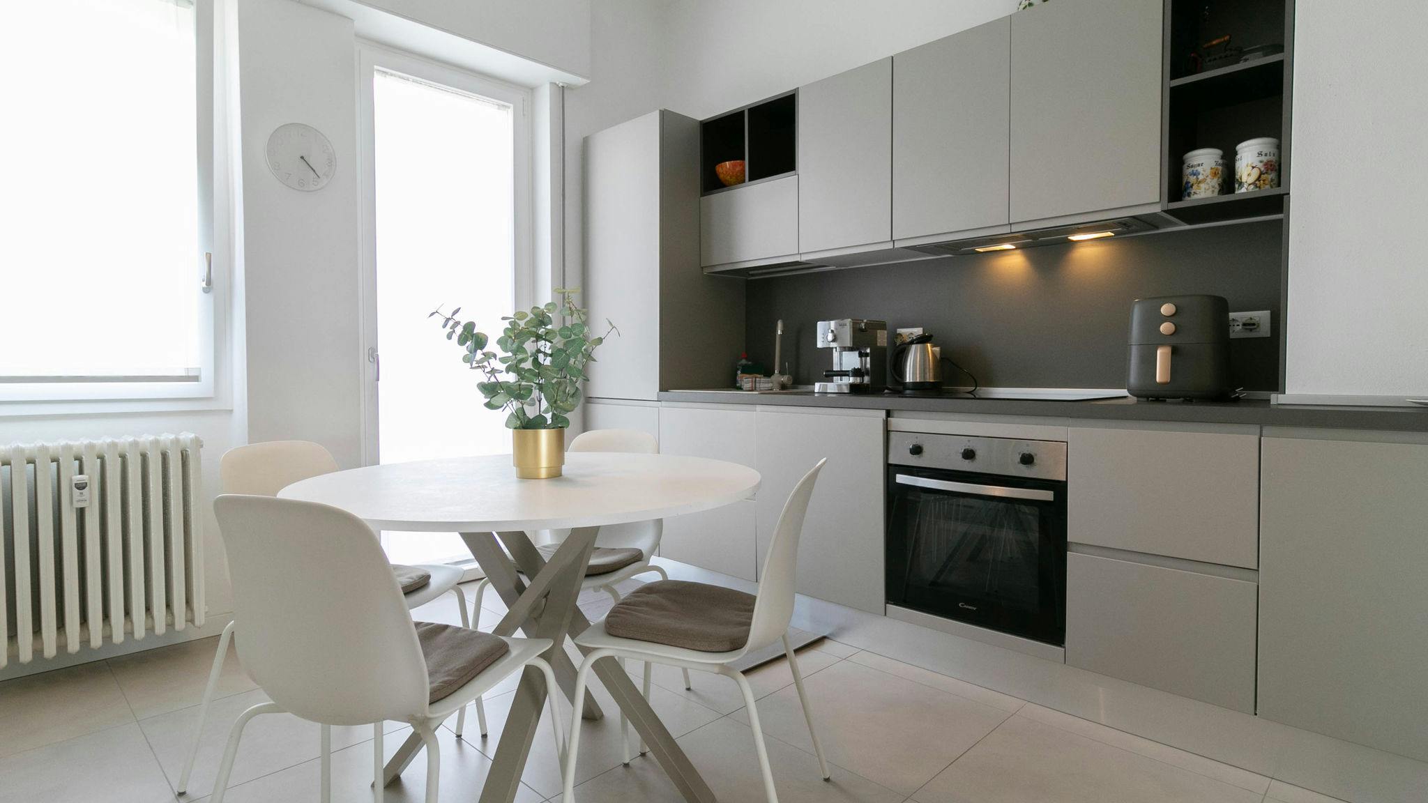 Apartment for rent for €1 per month in Lecco, Via Marco D'Oggiono