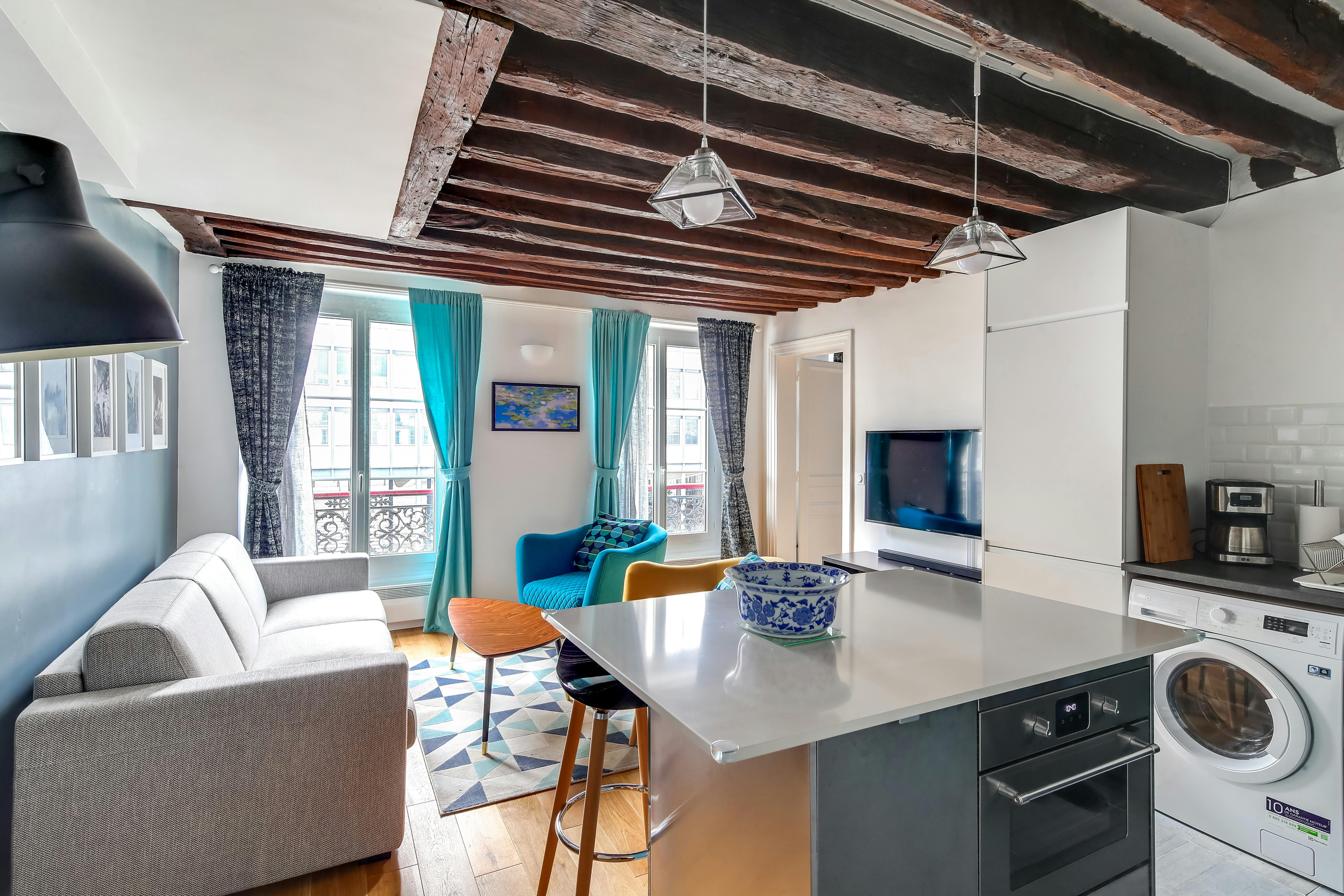 1-Bedroom Apartment in Rue des Fossés Saint-Bernard, Paris (1742278) ROOM 2
