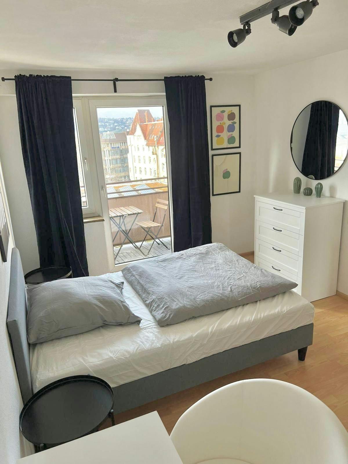 Private room in Charlottenstraße, Stuttgart (1742292) room image 1