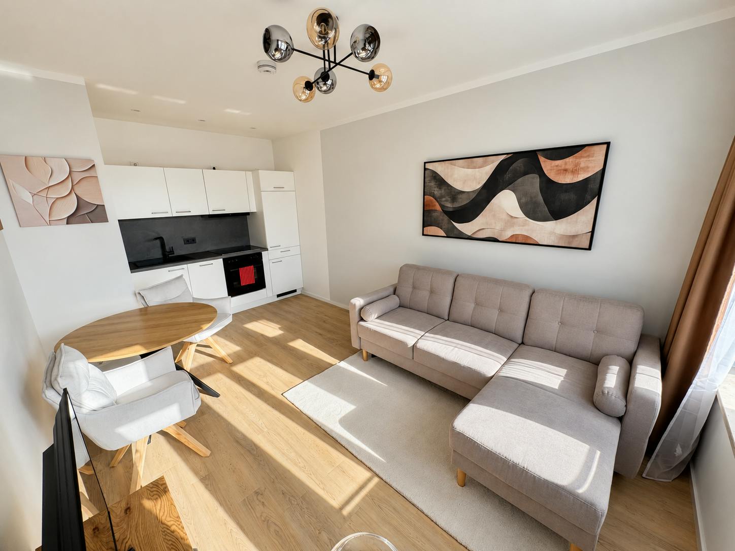 Квартира за оренду для 1 090 EUR на місяць у Leipzig, Gorkistraße