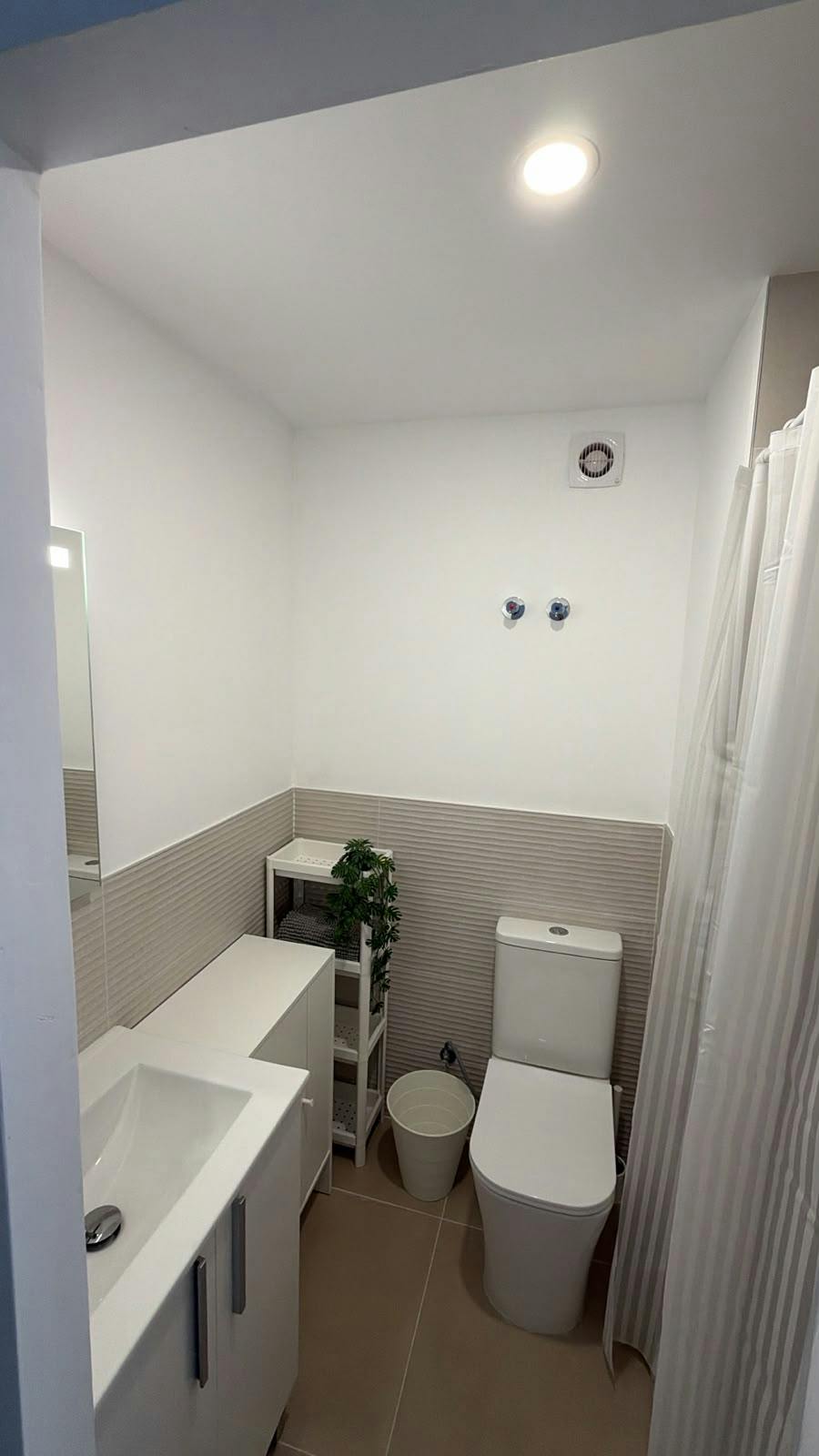 Private room in Calle de Wenceslao Fernández Flórez, Alicante (1742332) ROOM 3