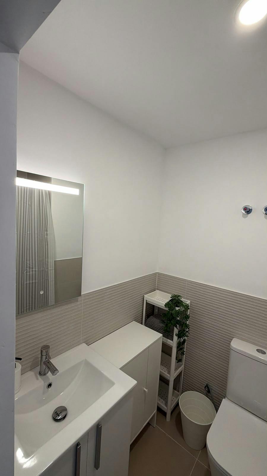 Private room in Calle de Wenceslao Fernández Flórez, Alicante (1742332) room image 6