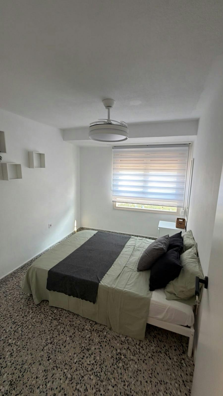 Private room in Calle de Wenceslao Fernández Flórez, Alicante (1742343) room image 2