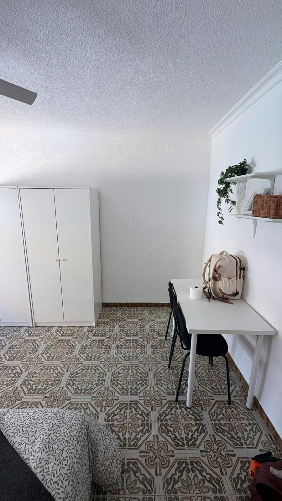 Private room in Calle Poeta Blas de Loma, Alicante (1742350) ROOM 2