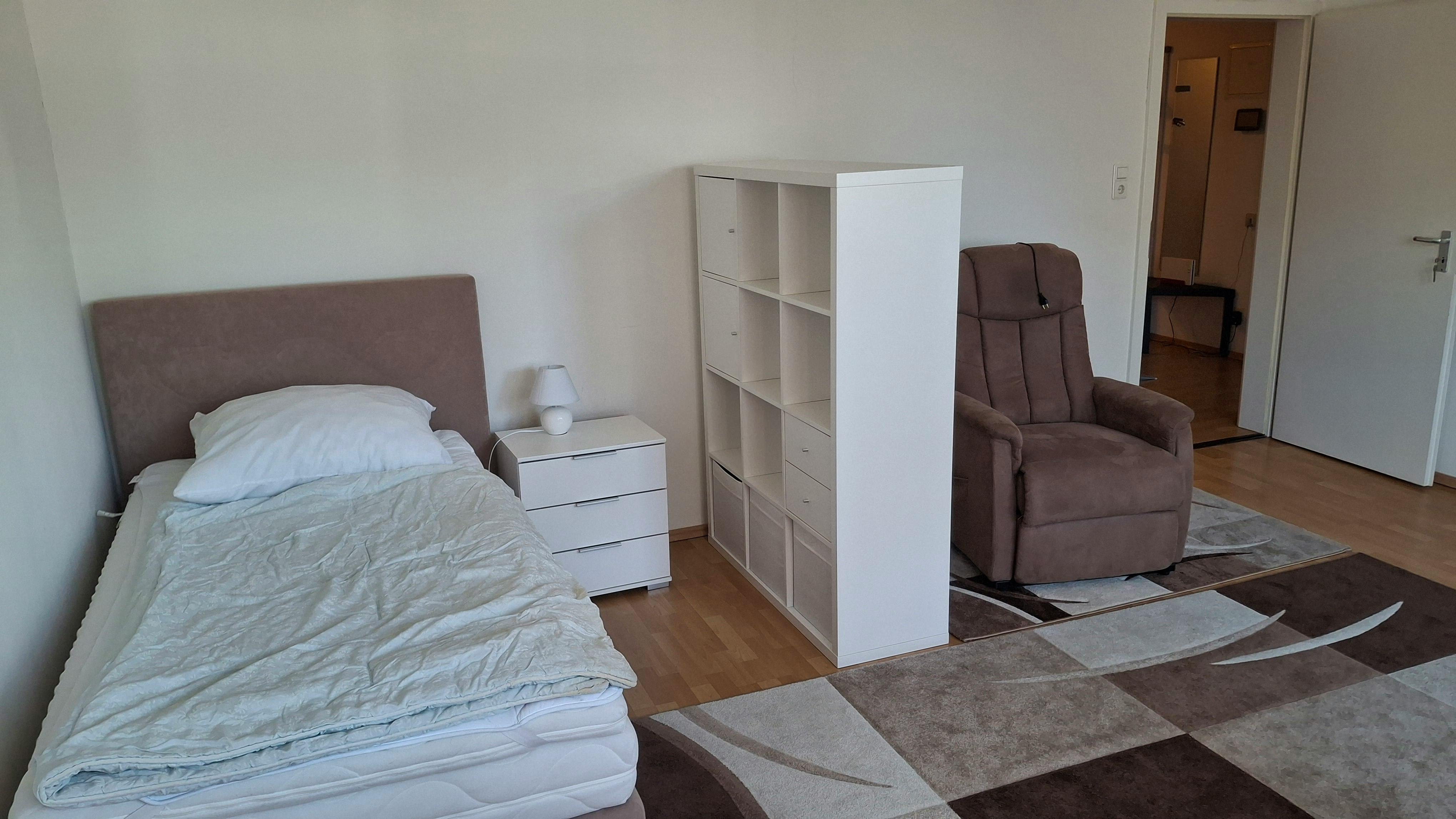 Отдельная комната сдается в аренду за 645 € в месяц в Fellbach, Bahnhofstraße