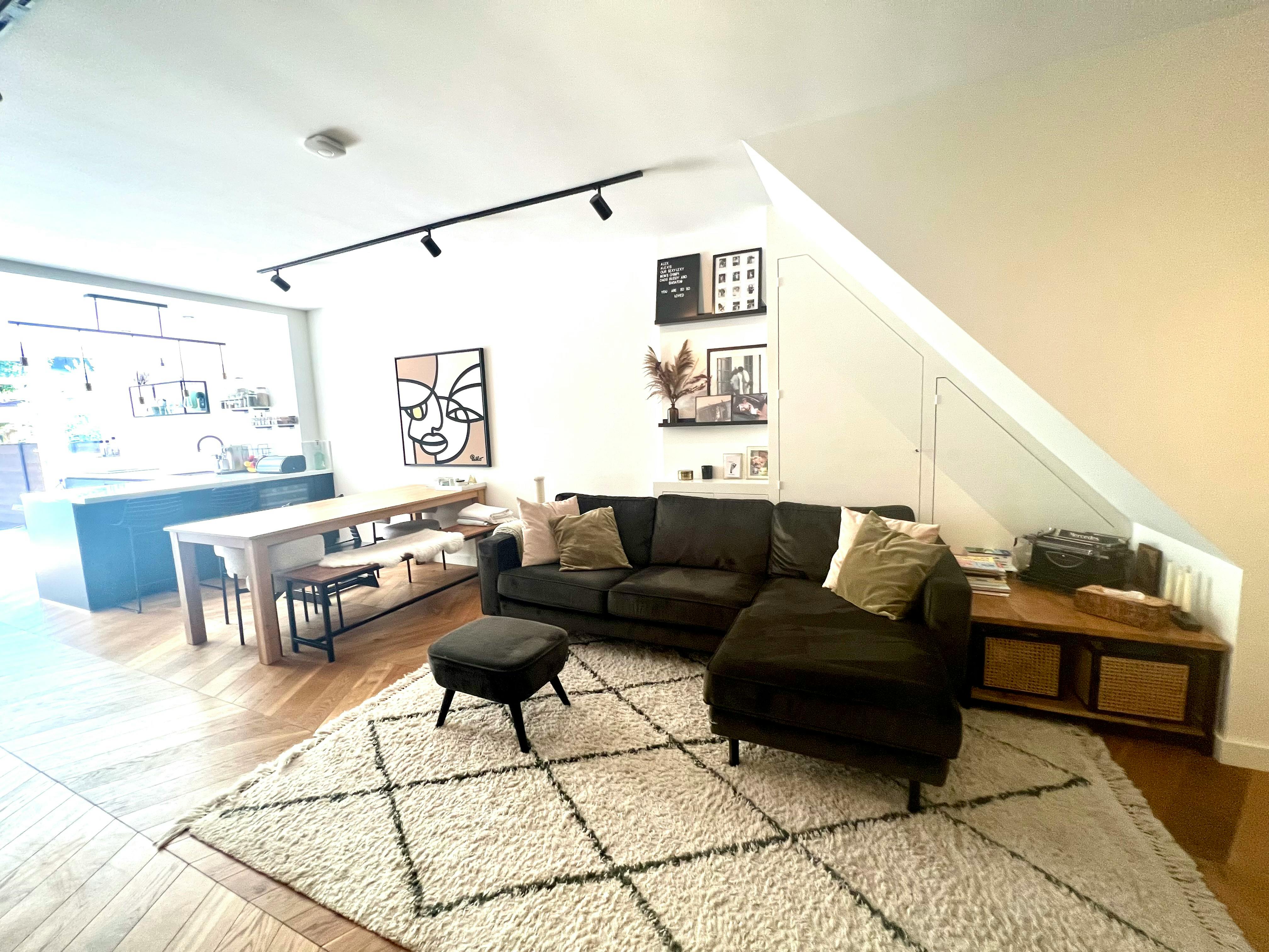 Apartment for rent for €3,000 per month in Amsterdam, Willem de Zwijgerlaan