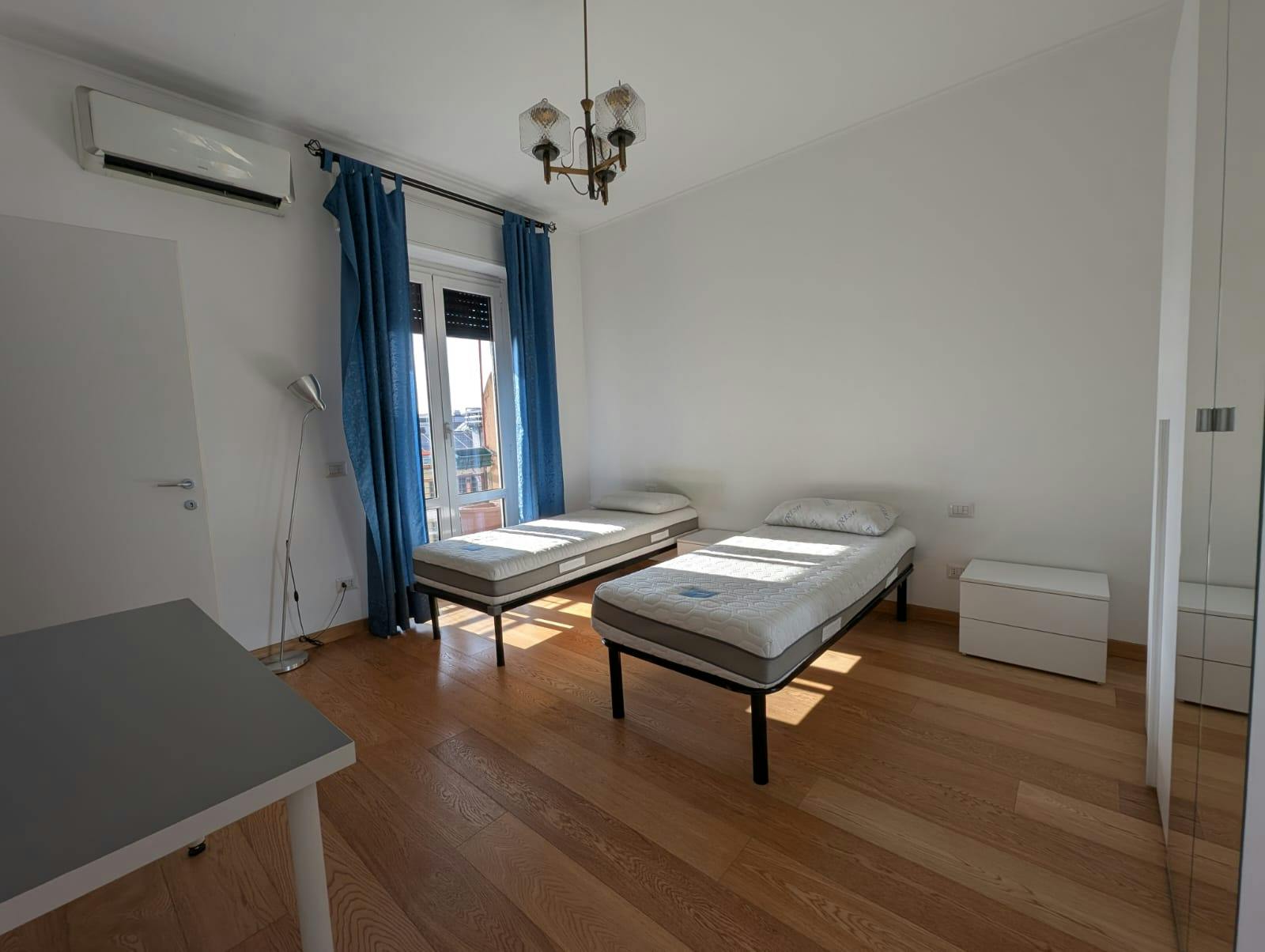 Private room for rent for €355 per month in Milan, Via Privata Angera