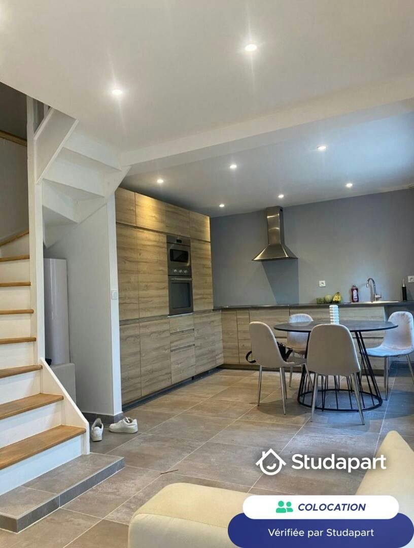 Pièce à Neuilly-Plaisance