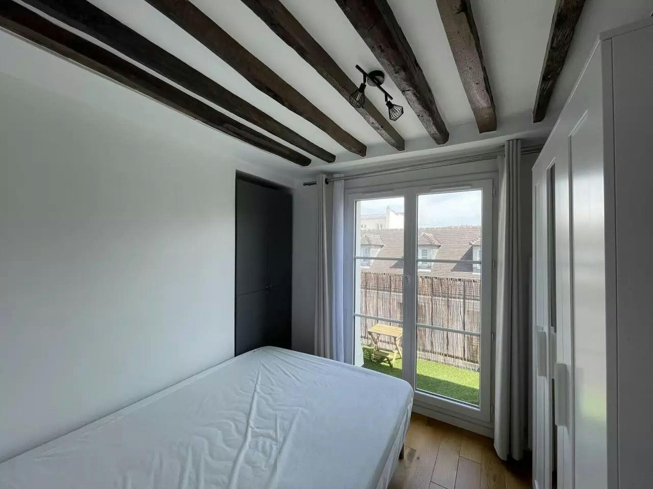 1-Bedroom Apartment in Rue Pastourelle, Paris (1742460) ROOM 1