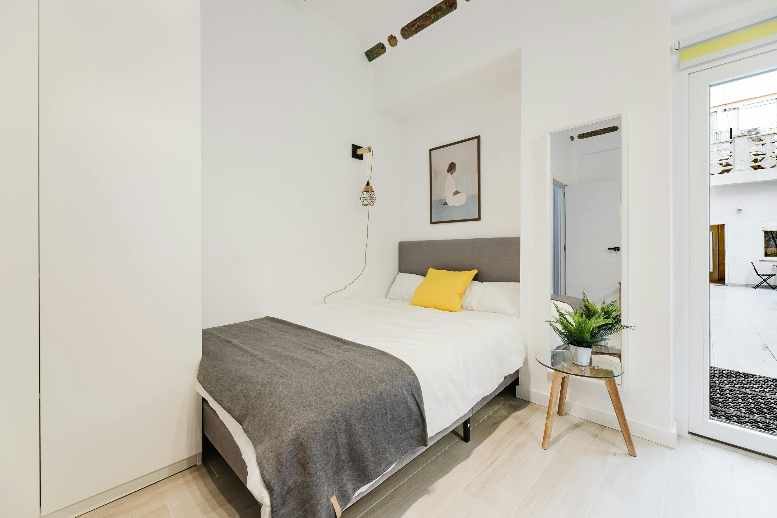 Studio for rent for €900 per month in Valencia, Carrer d' Antonio Ponz
