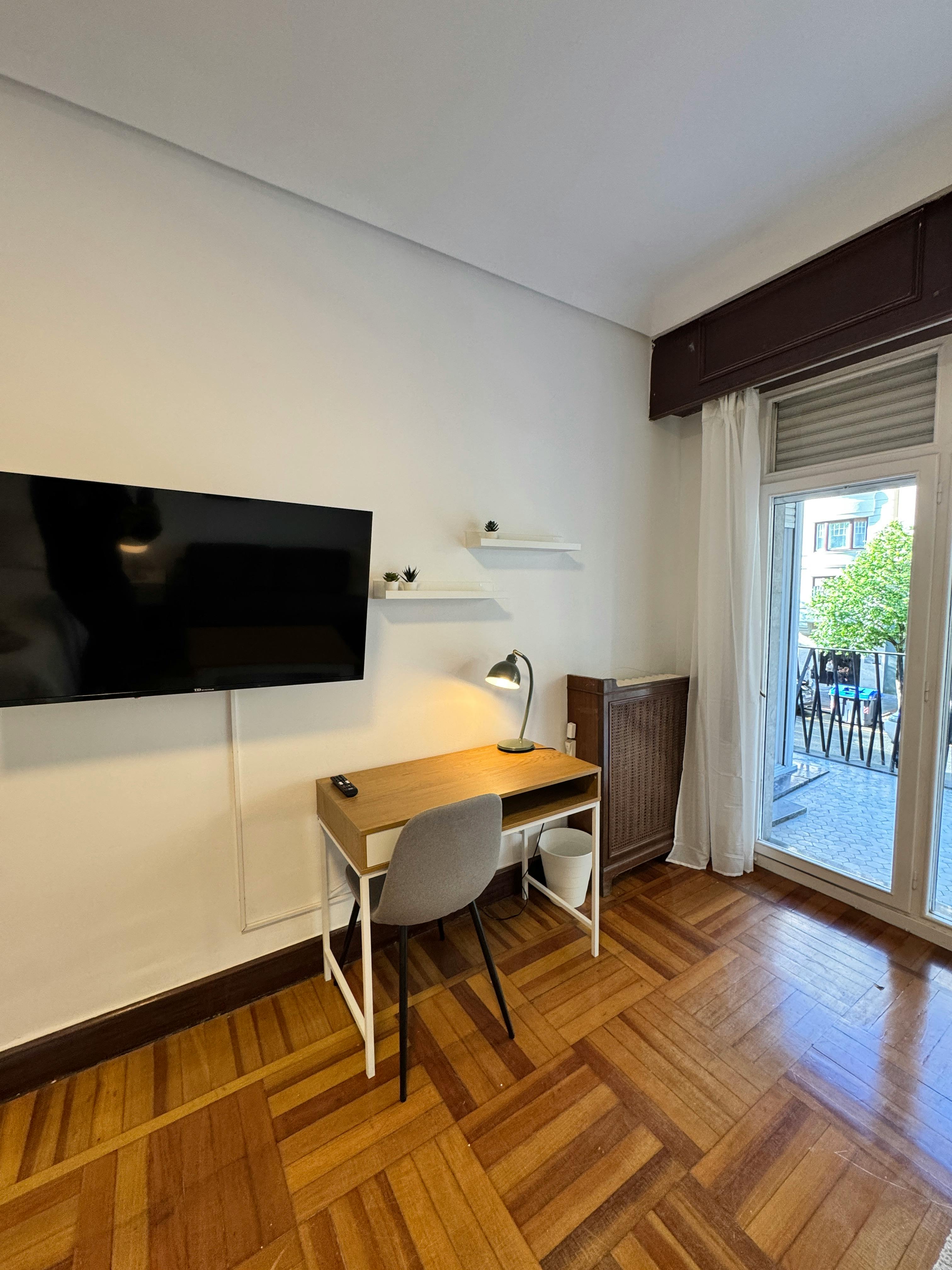Shared room in Diego Lopez Haroko Kale Nagusia, Bilbao (1742485) room image 2