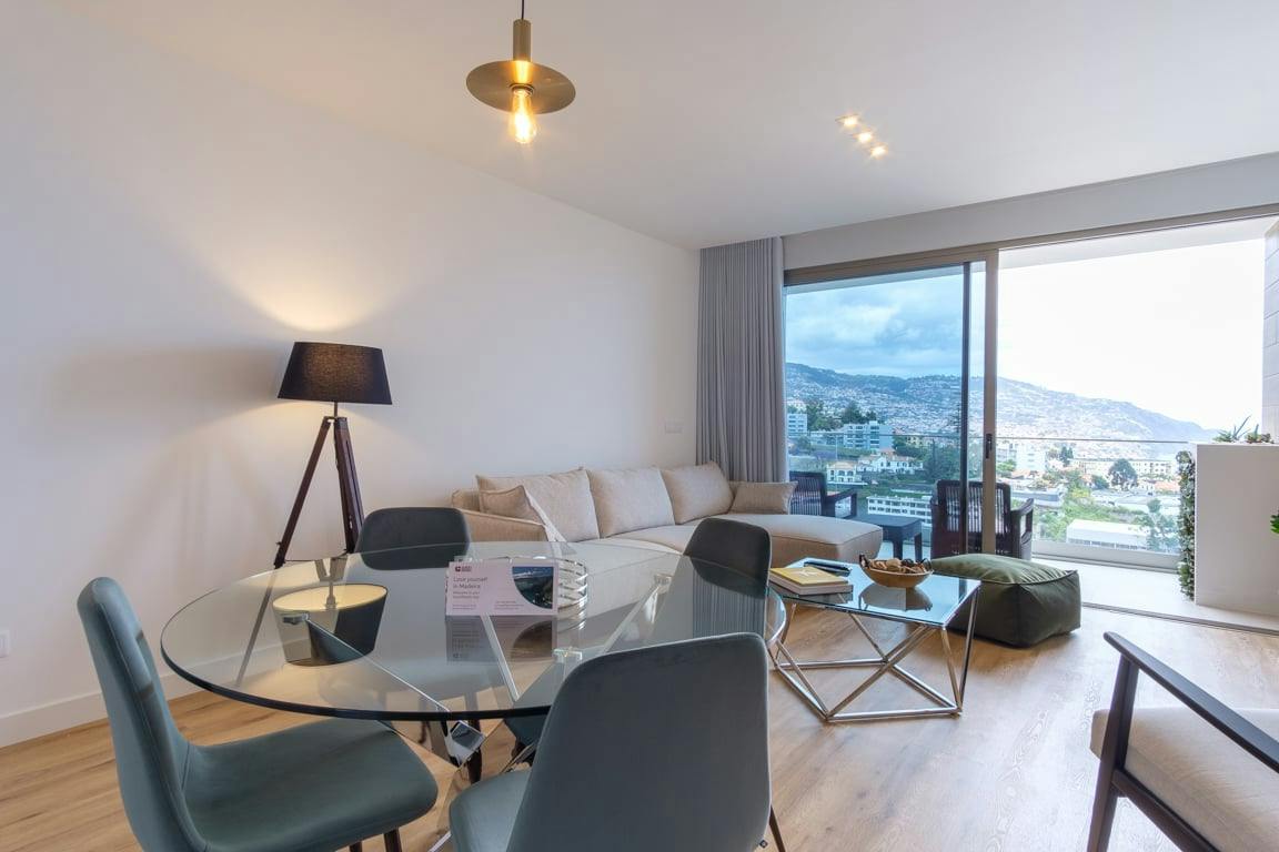 Apartment for rent for €1,495 per month in Santo Isidoro, Travessa 4 de Abril