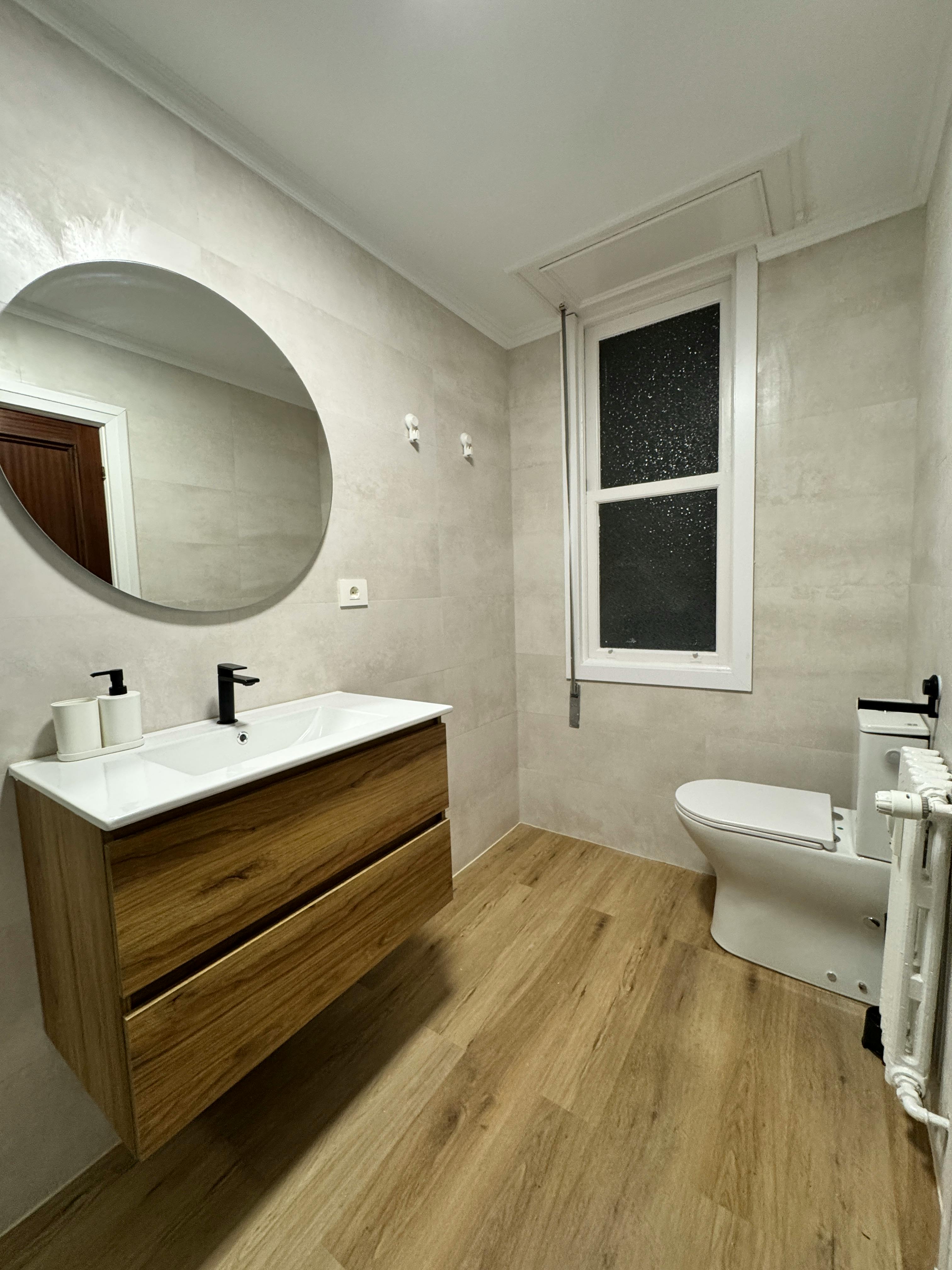 Shared room in Diego Lopez Haroko Kale Nagusia, Bilbao (1742612) room image 9