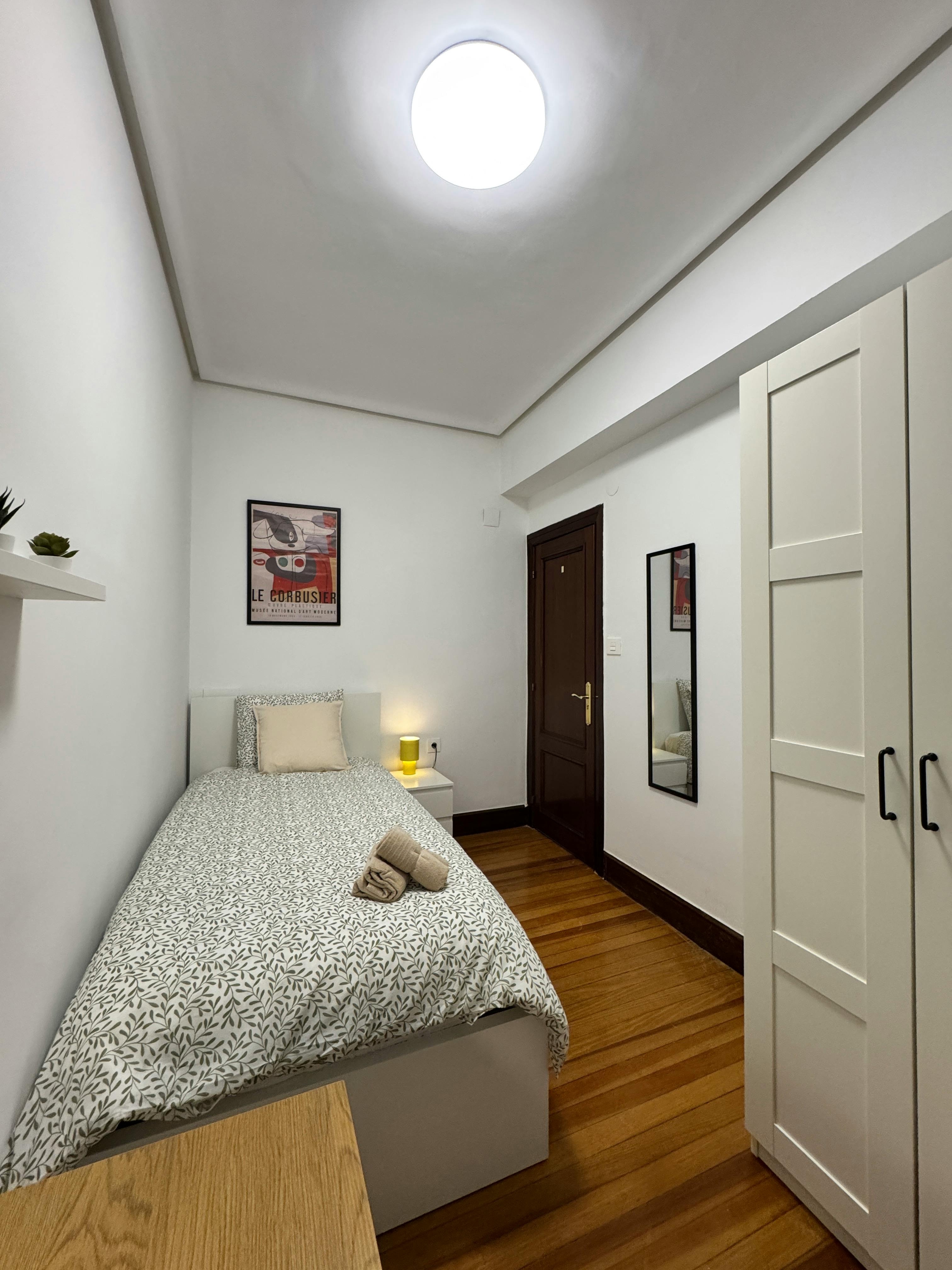 Quarto partilhado para alugar por € 550 por mês em Bilbao, Diego Lopez Haroko Kale Nagusia