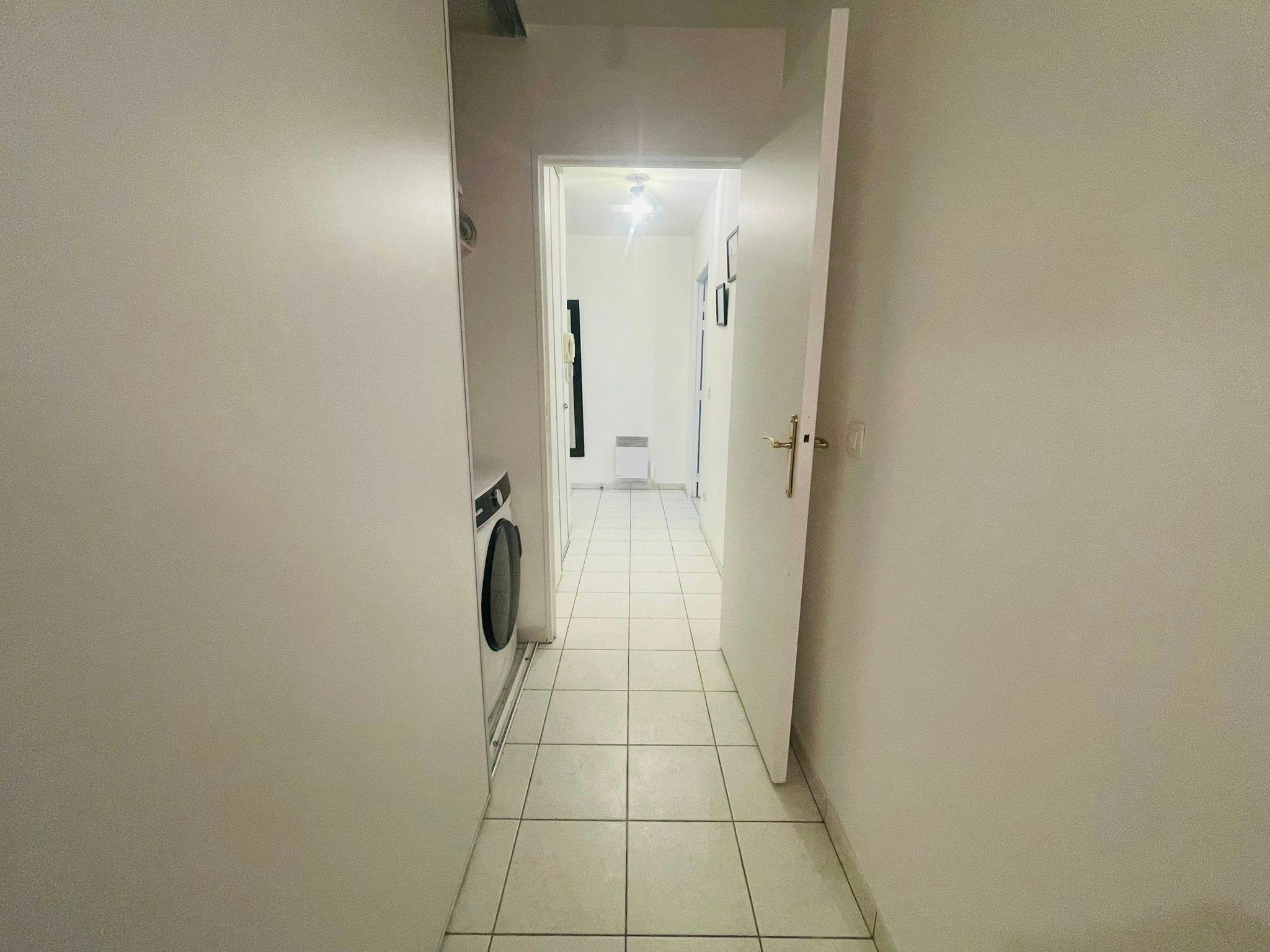 Private room in Rue Jamin, Saint-Denis (1742624) room image 6