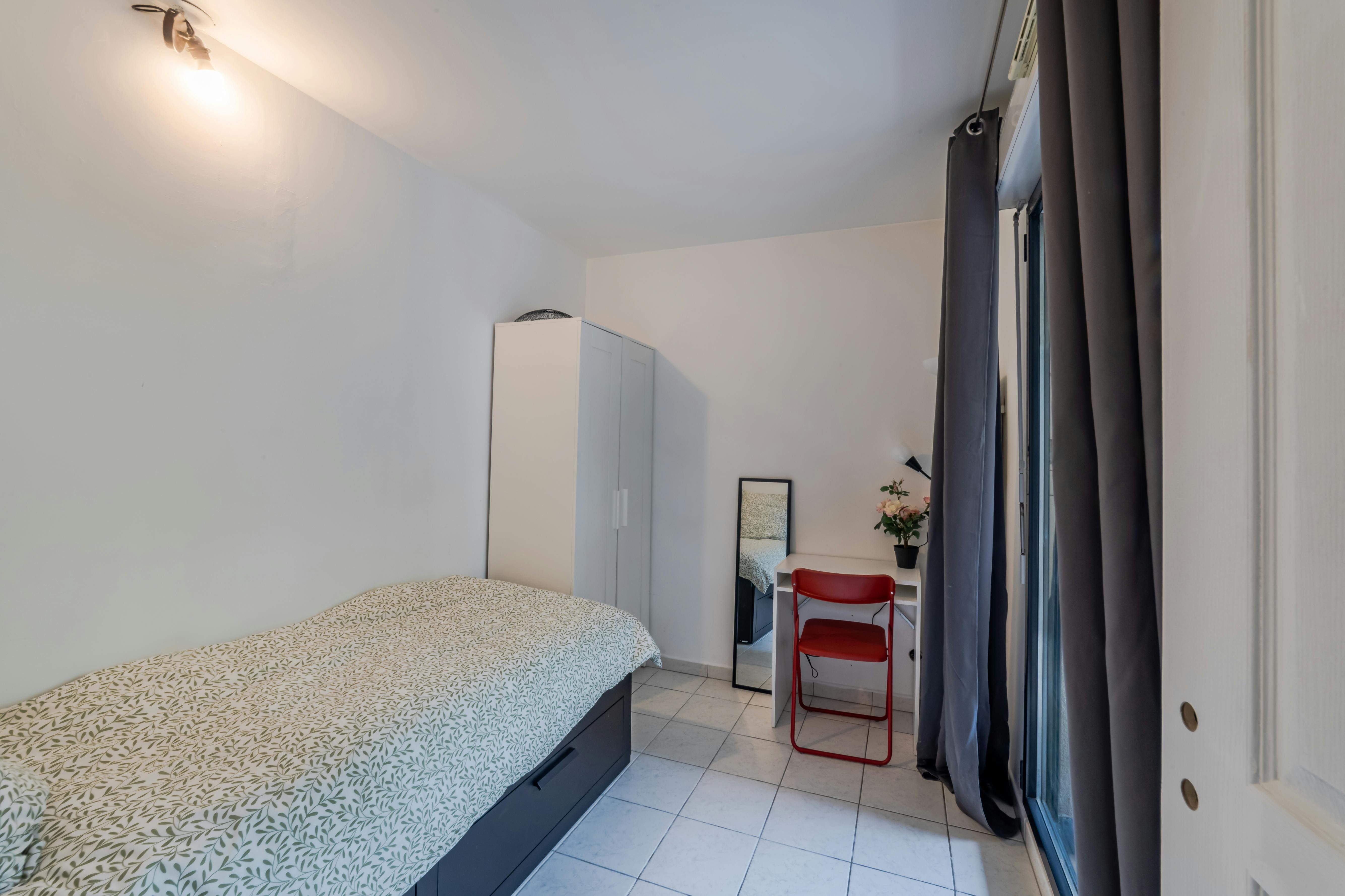 Private room for rent for €800 per month in Saint-Denis, Rue Jamin