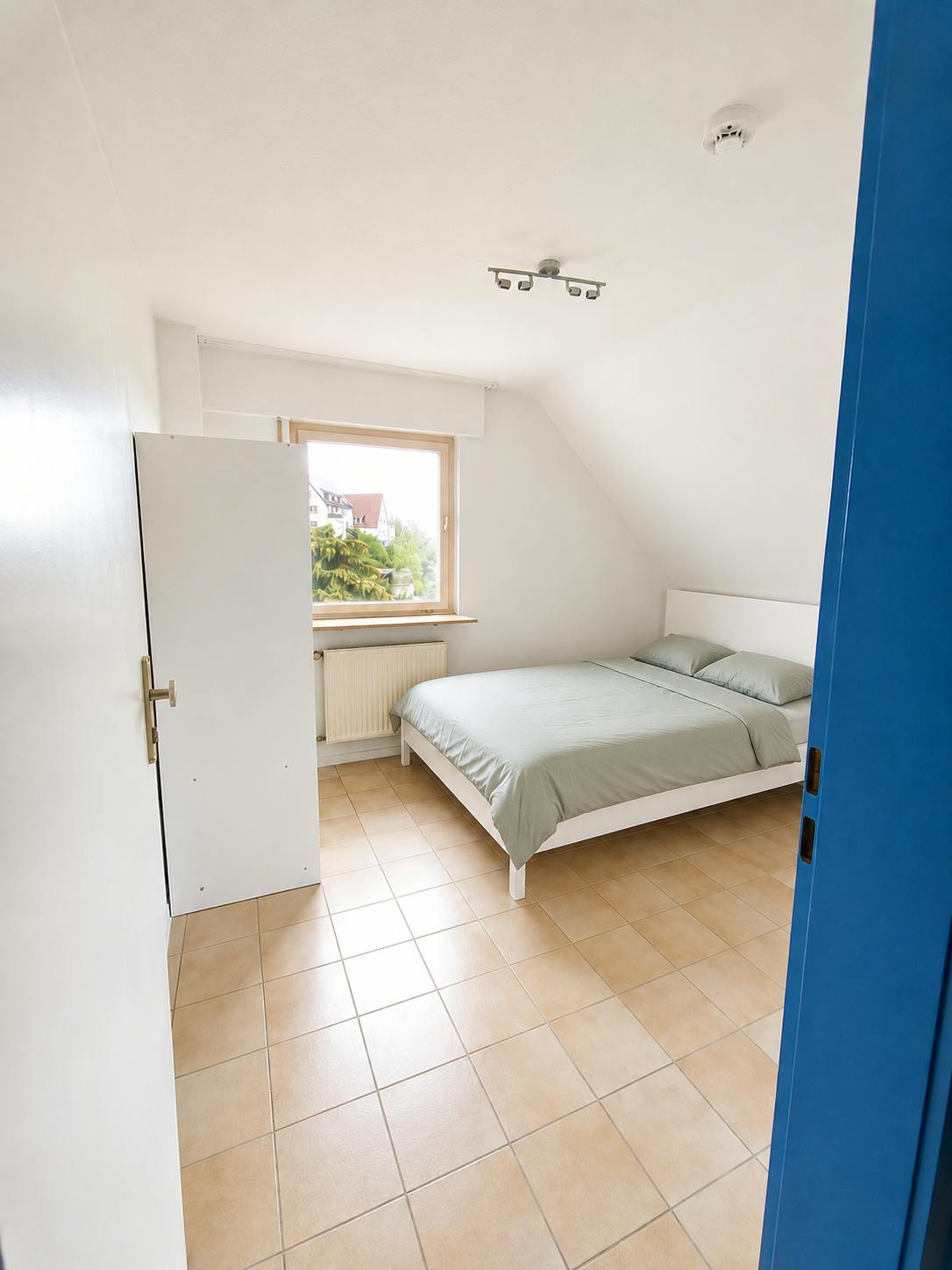 Studio for rent for €900 per month in Stuttgart, Spemannstraße
