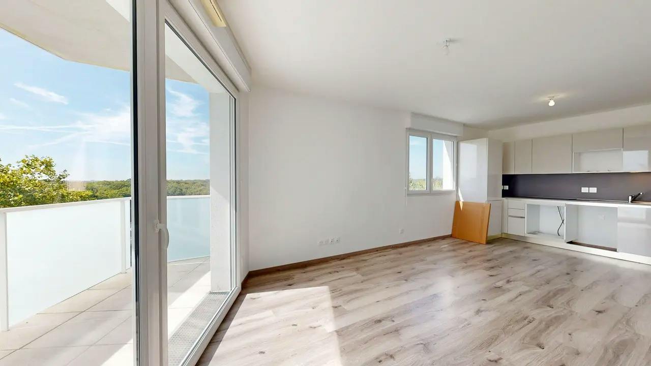 Apartment for rent for €729 per month in Nantes, Avenue Marie-Antoinette Tonnelat