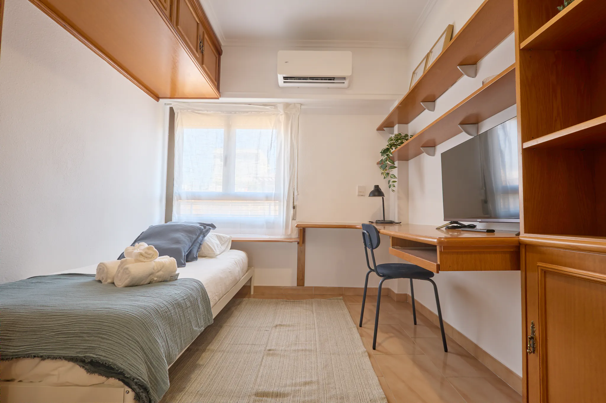 Carrer de Lleida, Valencia preview