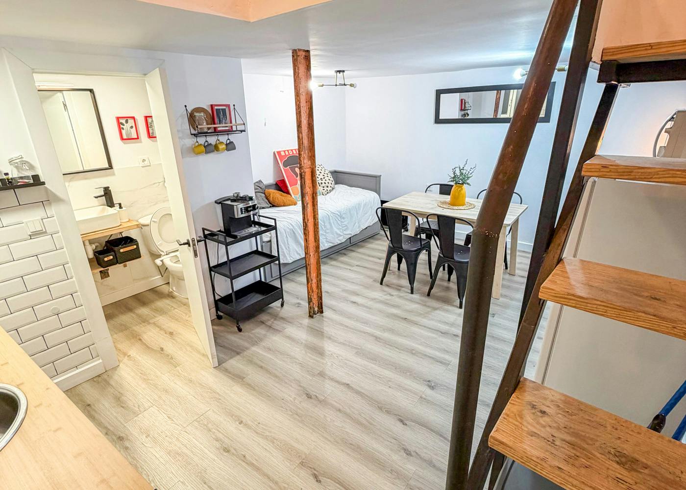 1-Bedroom Building in Calle del Calvario, Madrid (1742659) ROOM